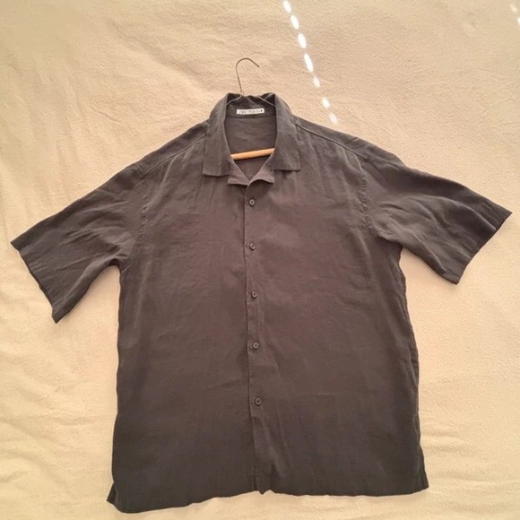 Other - Men's Gray Button-Up Shirt